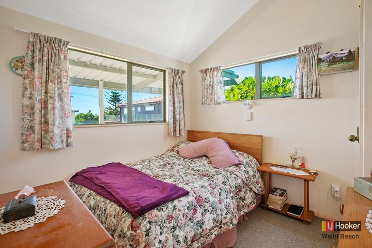 Photo of property in 48 Bway Road, Waihi Beach, 3611