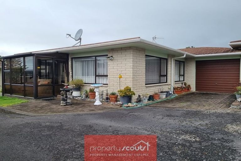 Photo of property in 2/2 Broadway, Waitara, 4320