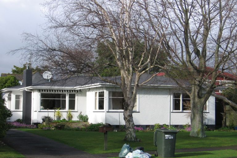 Photo of property in 4 Parata Street, Hokowhitu, Palmerston North, 4410