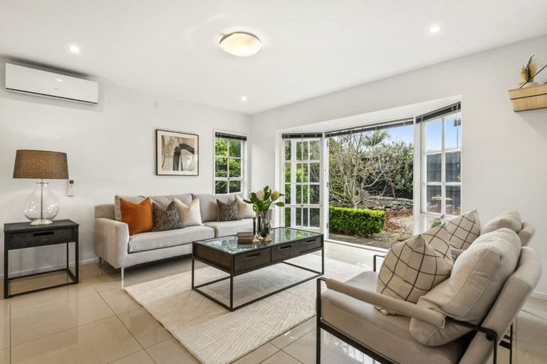 Photo of property in 48 Stanaway Street, Hillcrest, Auckland, 0627