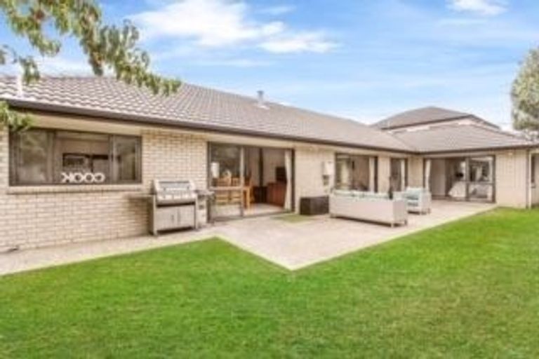 Photo of property in 3 Gordal Place, Flat Bush, Auckland, 2016
