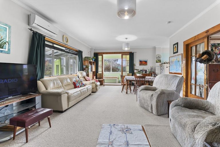 Photo of property in 51b Cumming Street, Okato, 4335