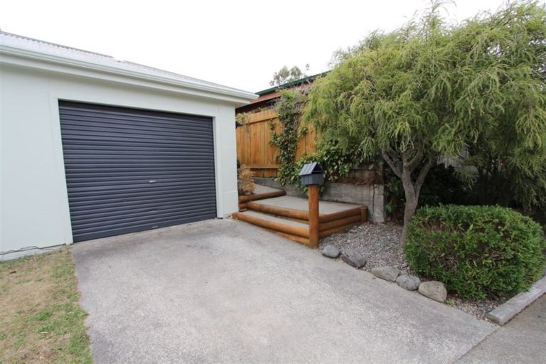 Photo of property in 40b Wingfield Place, Churton Park, Wellington, 6037