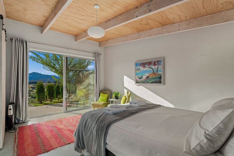 Photo of property in 18 Hidden Hills Drive, Wanaka, 9305