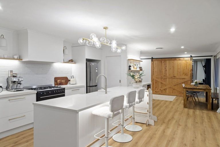Photo of property in 1a Routly Avenue, Pukekohe, 2120