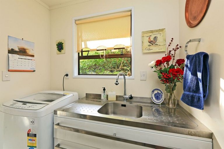 Photo of property in 45 Puflett Road, Havelock North, 4130