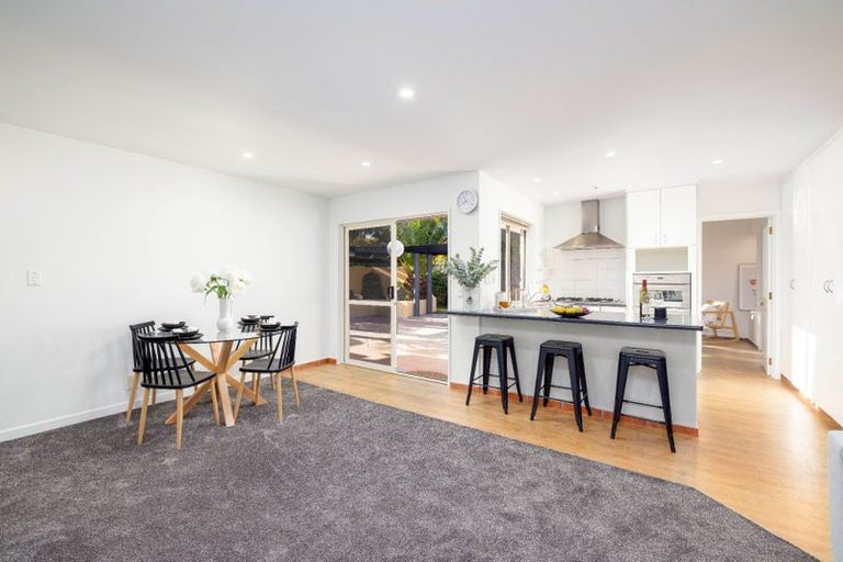 Photo of property in 19a Lake Terrace Road, Burwood, Christchurch, 8061