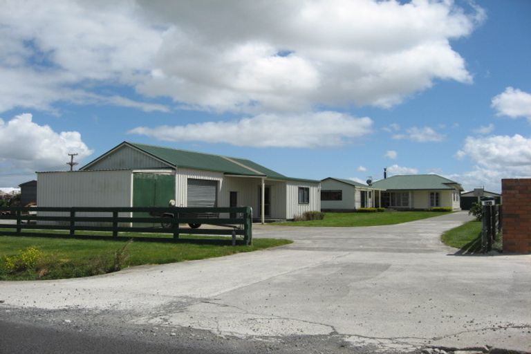 Photo of property in 241 Bremner Road, Karaka, Drury, 2113