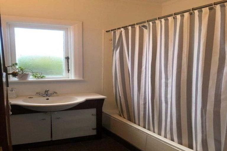 Photo of property in 3f2 Troy Street, Kilbirnie, Wellington, 6022