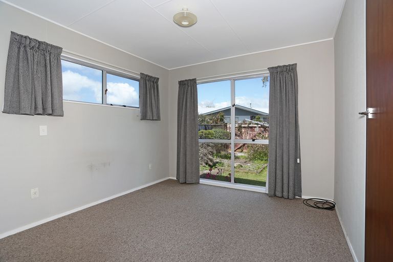 Photo of property in 5a Flygers Line, Milson, Palmerston North, 4414