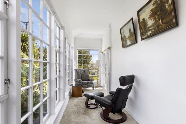 Photo of property in 143 Russell Street, Westport, 7825