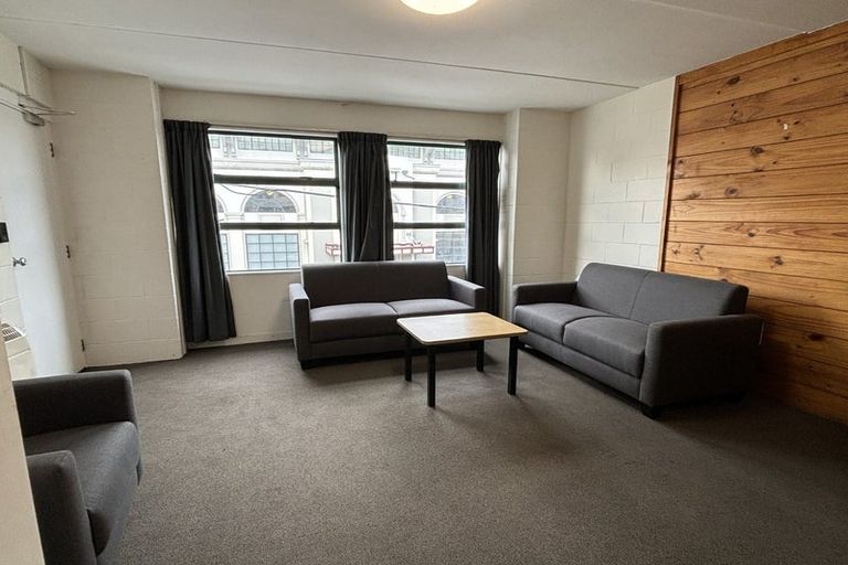 Photo of property in Te Awhina Apartments, 27/22u Sussex Street, Mount Cook, Wellington, 6021