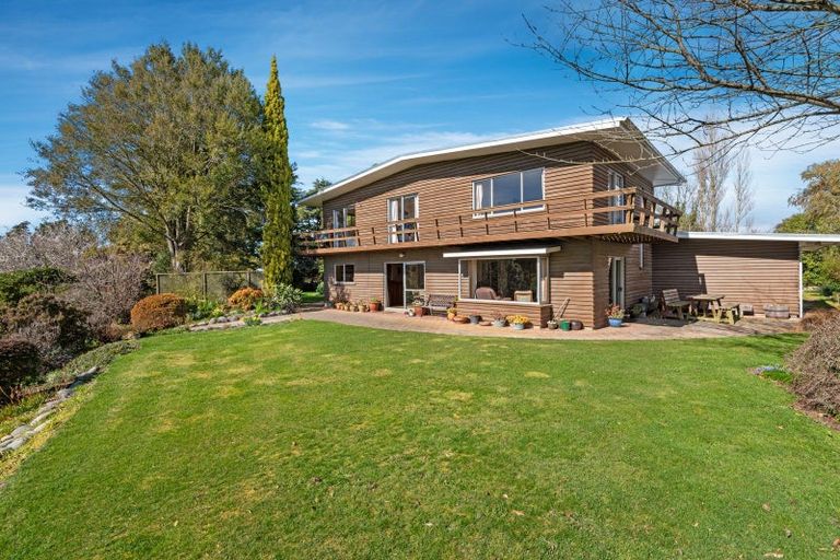 Photo of property in 1908 Old West Coast Road, Kirwee, Christchurch, 7671