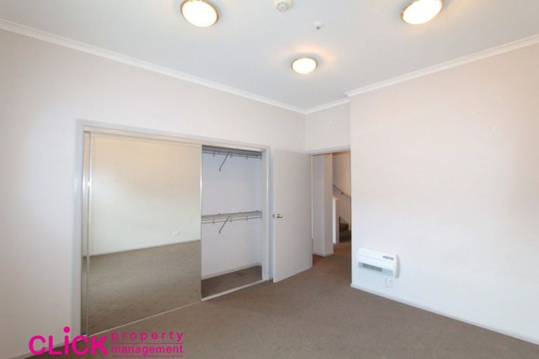 Photo of property in 16i Manse Street, Dunedin Central, Dunedin, 9016