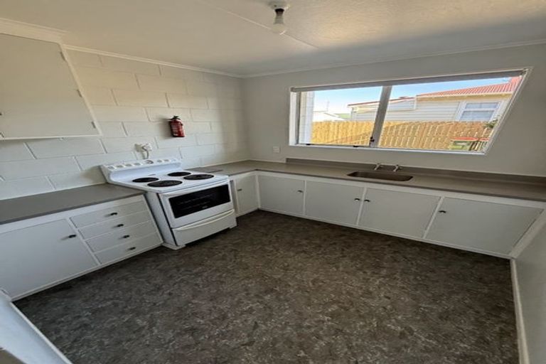Photo of property in 46 Awamutu Grove, Waiwhetu, Lower Hutt, 5010