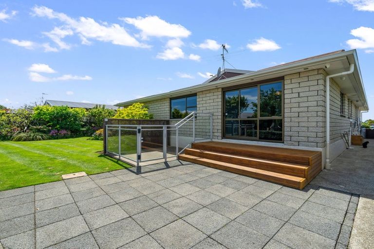 Photo of property in 8 Orkney Street, Waikiwi, Invercargill, 9810