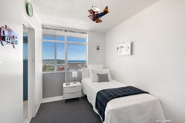 Photo of property in 23uc7 Rangitane Street, Maupuia, Wellington, 6022