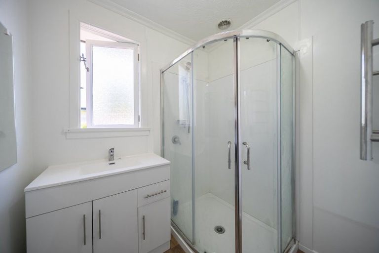 Photo of property in 5 Gunn Street, Te Anau, 9600