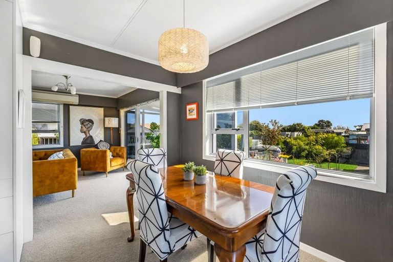 Photo of property in 39 Carey Street, Waitara, 4320