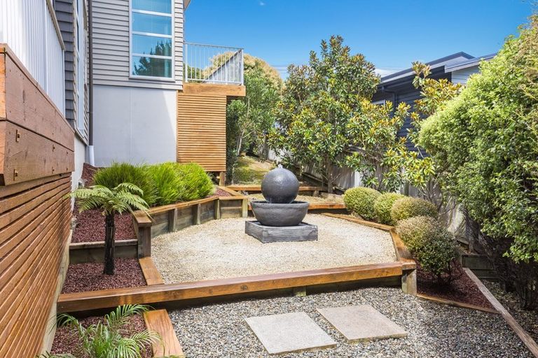 Photo of property in 42b/1 James Cook Drive, Whitby, Porirua, 5024