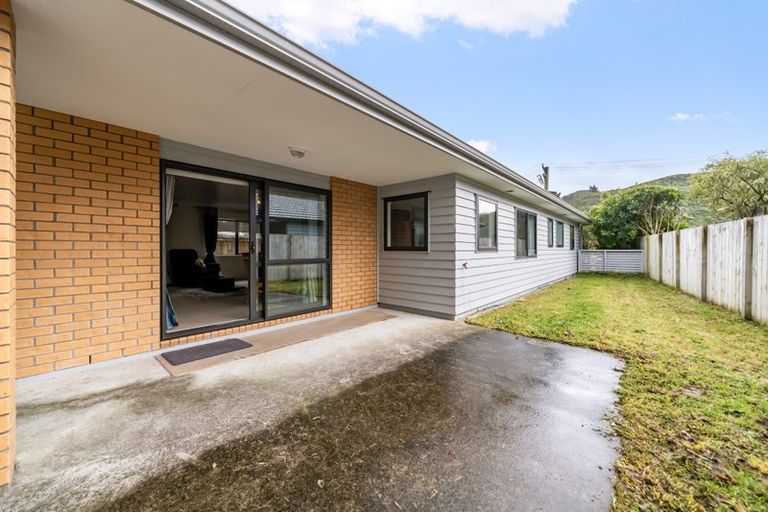 Photo of property in 75 Farmer Crescent, Taita, Lower Hutt, 5011