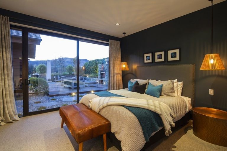 Photo of property in 8 Buckler Court, Jacks Point, Queenstown, 9371