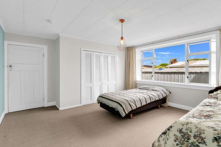 Photo of property in 18 Delhi Avenue, Aramoho, Whanganui, 4500