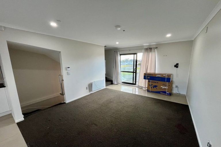 Photo of property in 6/8 Kerrs Road, Wiri, Auckland, 2104