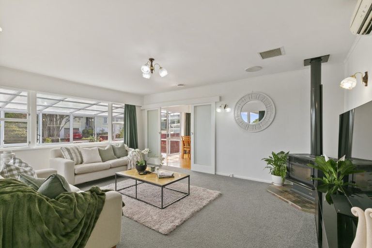 Photo of property in 10 Erris Street, Johnsonville, Wellington, 6037