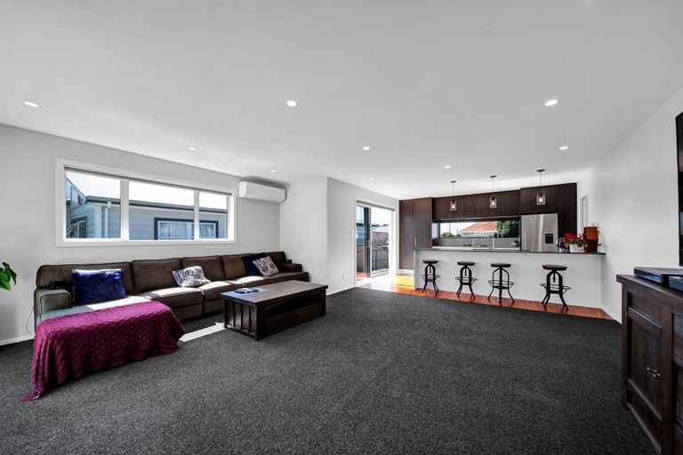 Photo of property in 20 Waimea Street, Westown, New Plymouth, 4310