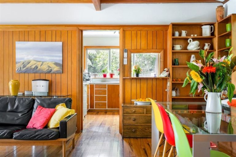 Photo of property in 169 Scenic Drive, Titirangi, Auckland, 0604