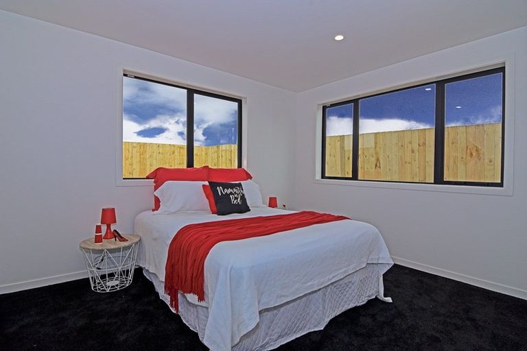 Photo of property in 3 Okohaka Avenue, Glenbrook, 2681