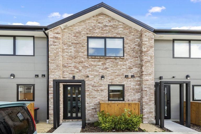 Photo of property in 11/12 Freyberg Avenue, Riccarton, Christchurch, 8011