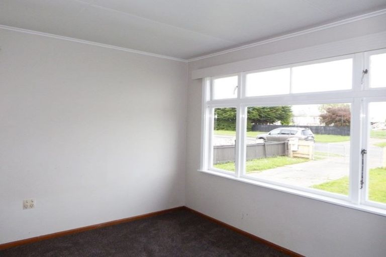 Photo of property in 13 Potaka Street, Marton, 4710