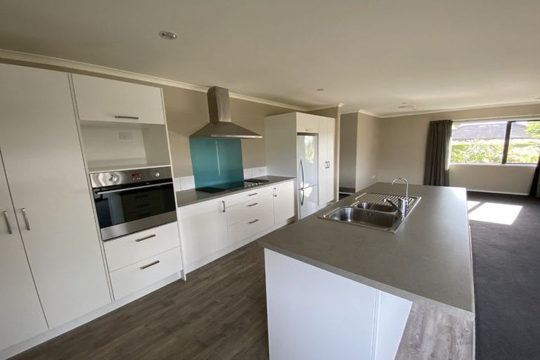 Photo of property in 44 Hagart-alexander Drive, Mosgiel, 9024