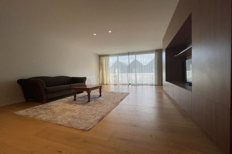Photo of property in 7 Jean Caldwell Way, Island Bay, Wellington, 6023