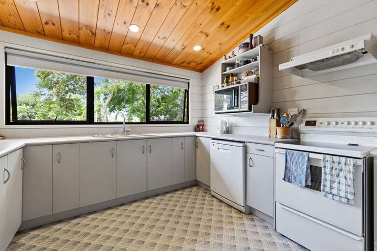 Photo of property in 210 Main Street, Greytown, 5712