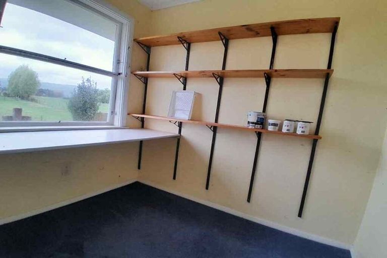 Photo of property in 361 Arapaepae Road, Levin, 5571
