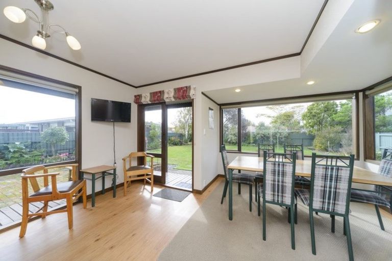 Photo of property in 14 Moyne Avenue, Milson, Palmerston North, 4414