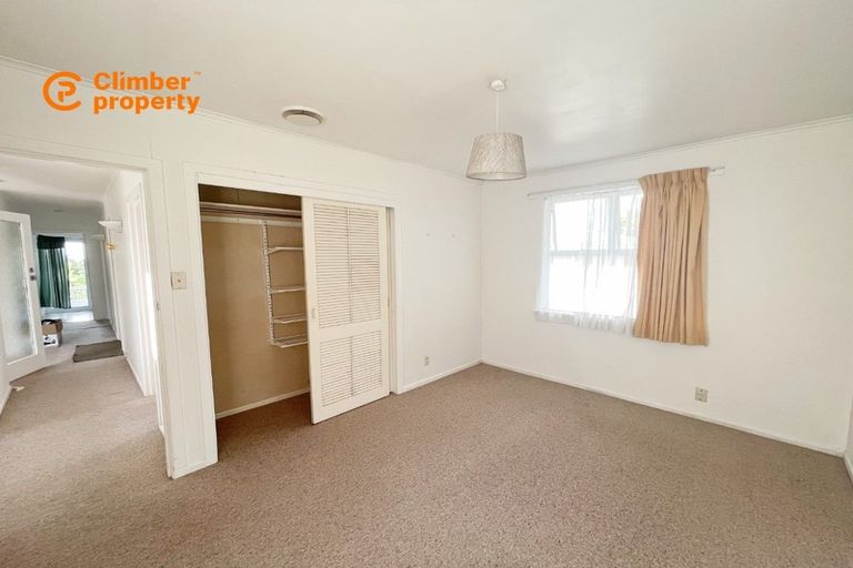 Photo of property in 4 Hepper Street, New Lynn, Auckland, 0600