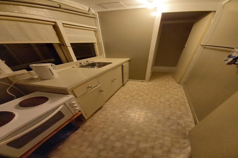 Photo of property in 6 Latham Avenue, Pakuranga, Auckland, 2010