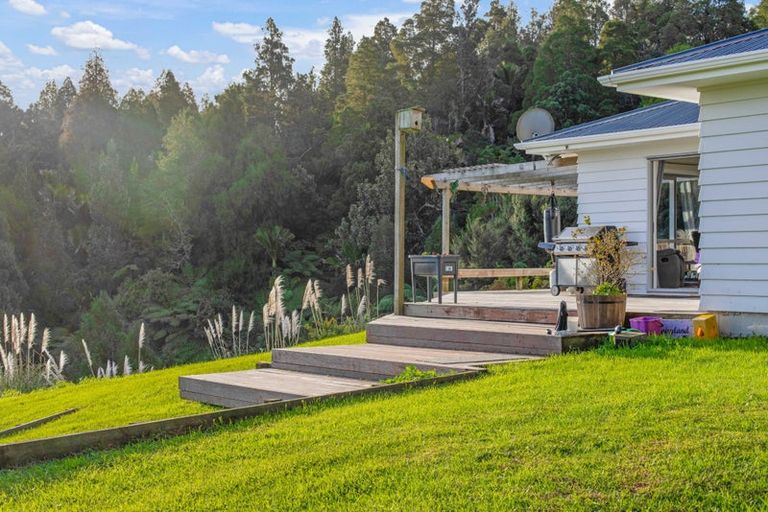 Photo of property in 871 Krippner Road, Puhoi, Silverdale, 0994