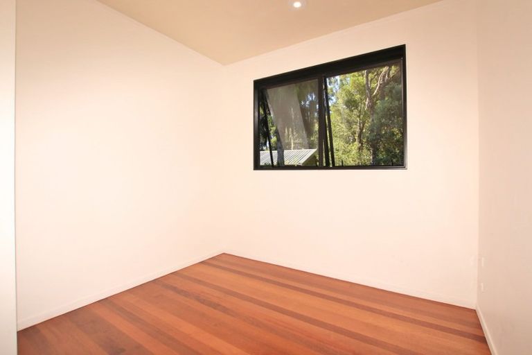 Photo of property in 53b Onedin Place, Titirangi, Auckland, 0604