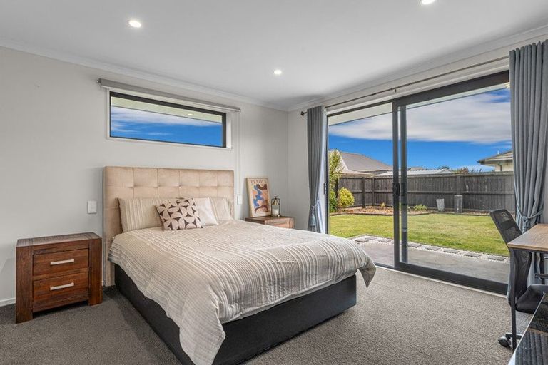 Photo of property in 6 Haymakers Crescent, Rolleston, 7614