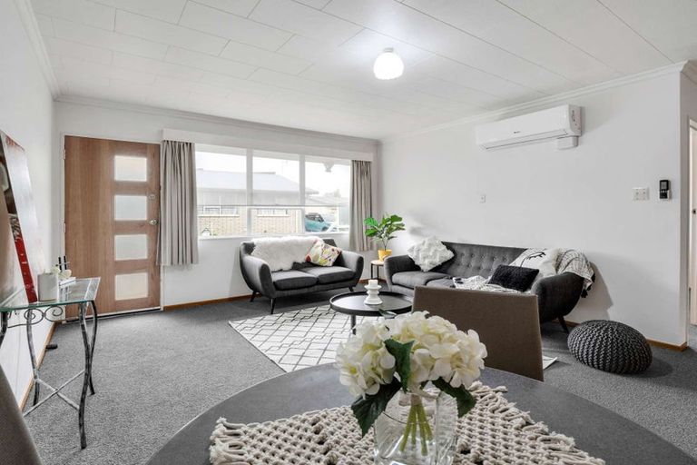 Photo of property in 3 Kiwi Court, Roslyn, Palmerston North, 4414