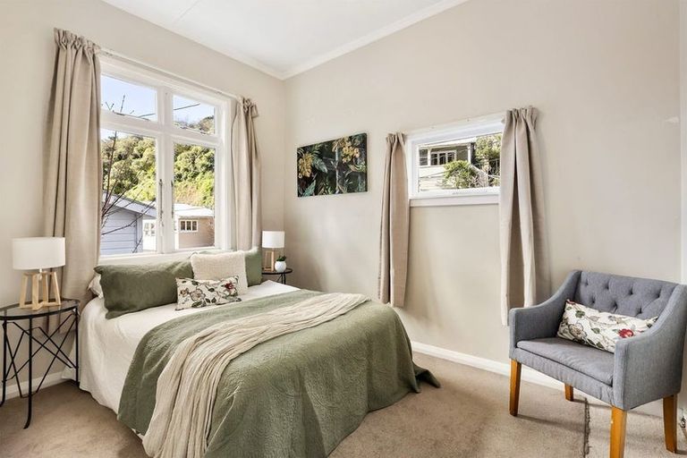 Photo of property in 94 Holloway Road, Aro Valley, Wellington, 6021