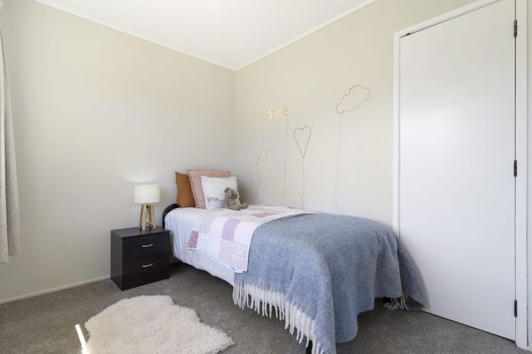 Photo of property in 3/16 Helms Place, Manurewa, Auckland, 2102