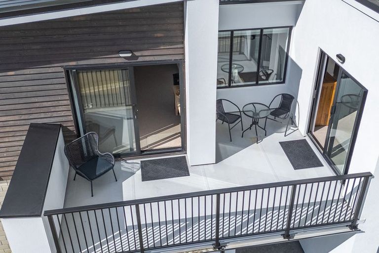 Photo of property in 11 Wilson Way, Waikanae, 5036