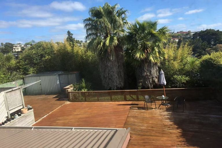 Photo of property in 23 Mountbatten Avenue, Hillcrest, Auckland, 0627