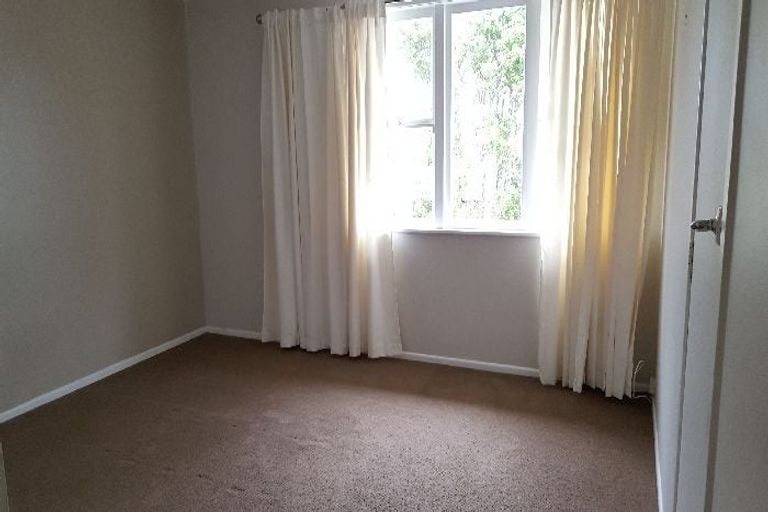 Photo of property in 5 James Street, Glenfield, Auckland, 0629
